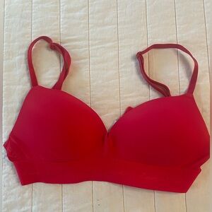 PINK Victoria's Secret Vibrant Red Wear Everywhere Wireless Pushup Bra 32C